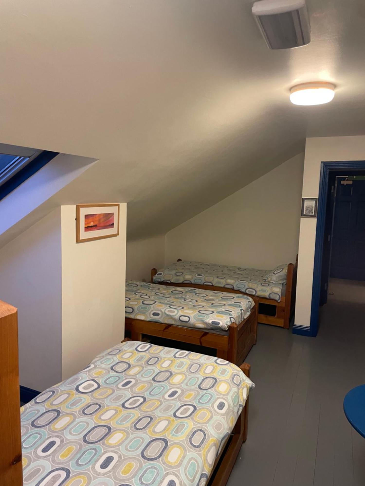 Coastguard Lodge Hostel At Tigh Tp Glaise Bheag Eksteriør bilde