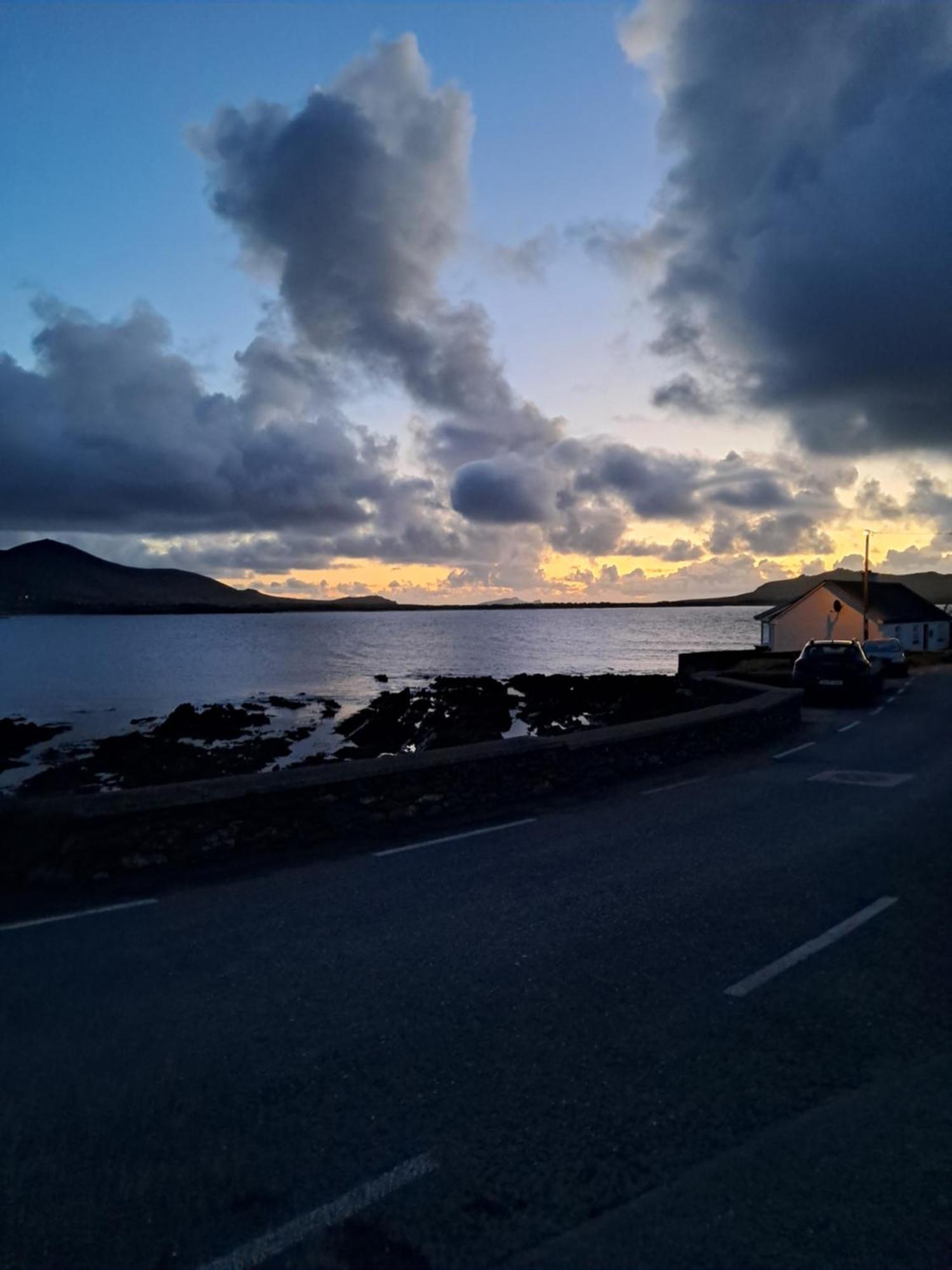 Coastguard Lodge Hostel At Tigh Tp Glaise Bheag Eksteriør bilde